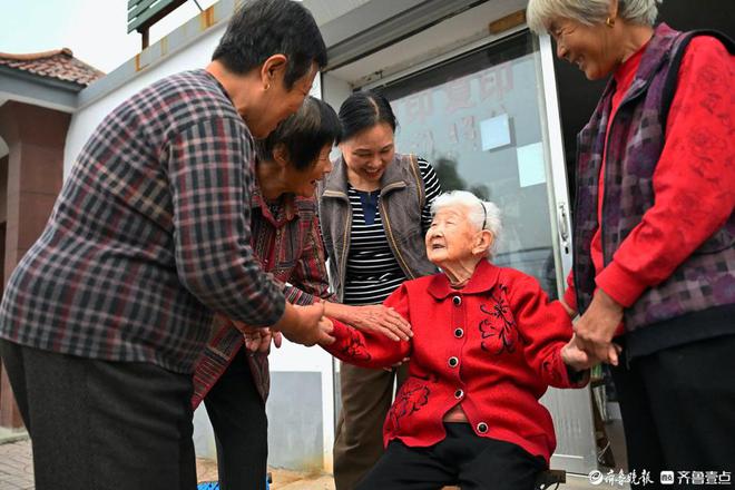 拾光淄博百岁老人爱吃甜食不爱操心(图1)